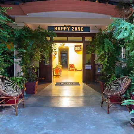 Happy Zone Hostel Siem Reap Luaran gambar