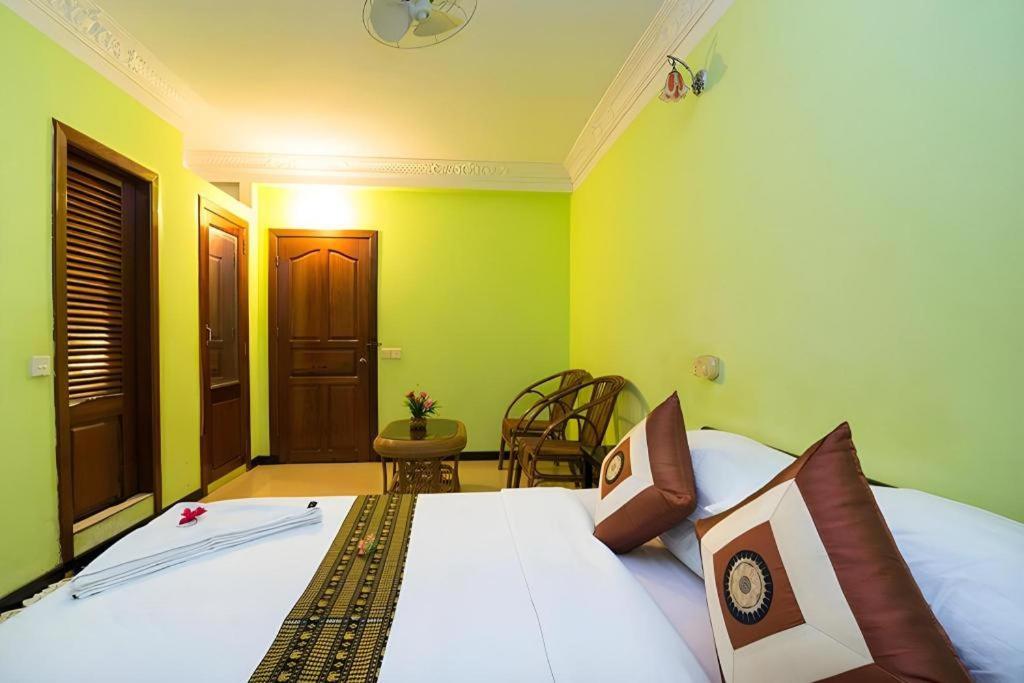 Happy Zone Hostel Siem Reap Luaran gambar
