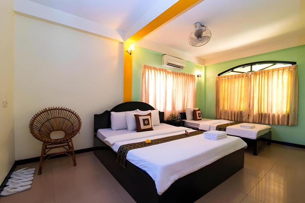 Happy Zone Hostel Siem Reap Luaran gambar