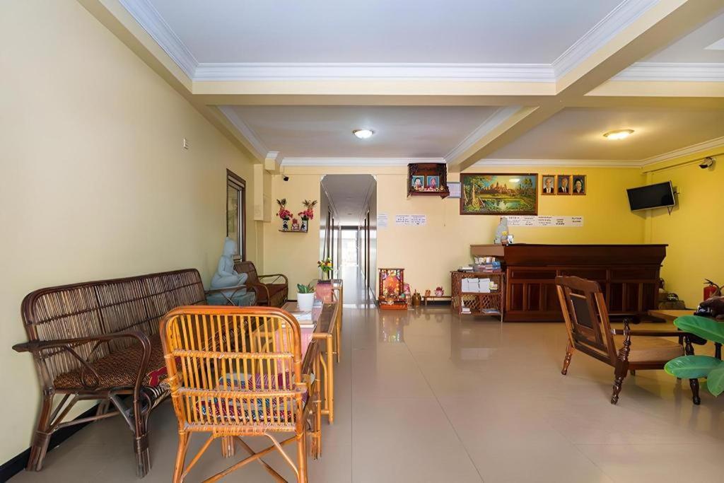 Happy Zone Hostel Siem Reap Luaran gambar